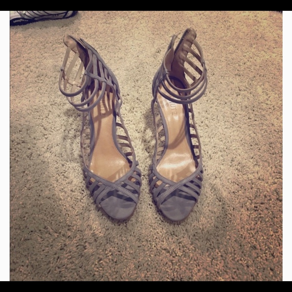 Schultz Heels - image 3